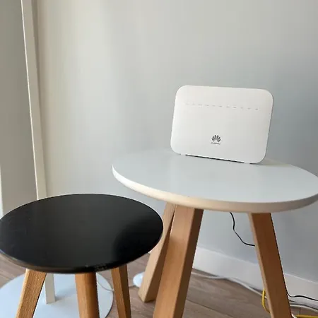 Wiatraczna 136 * 华沙